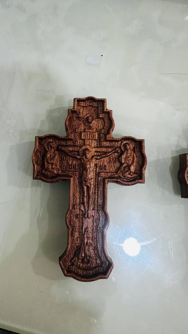 Крест православный из Тика Ироко с бортом