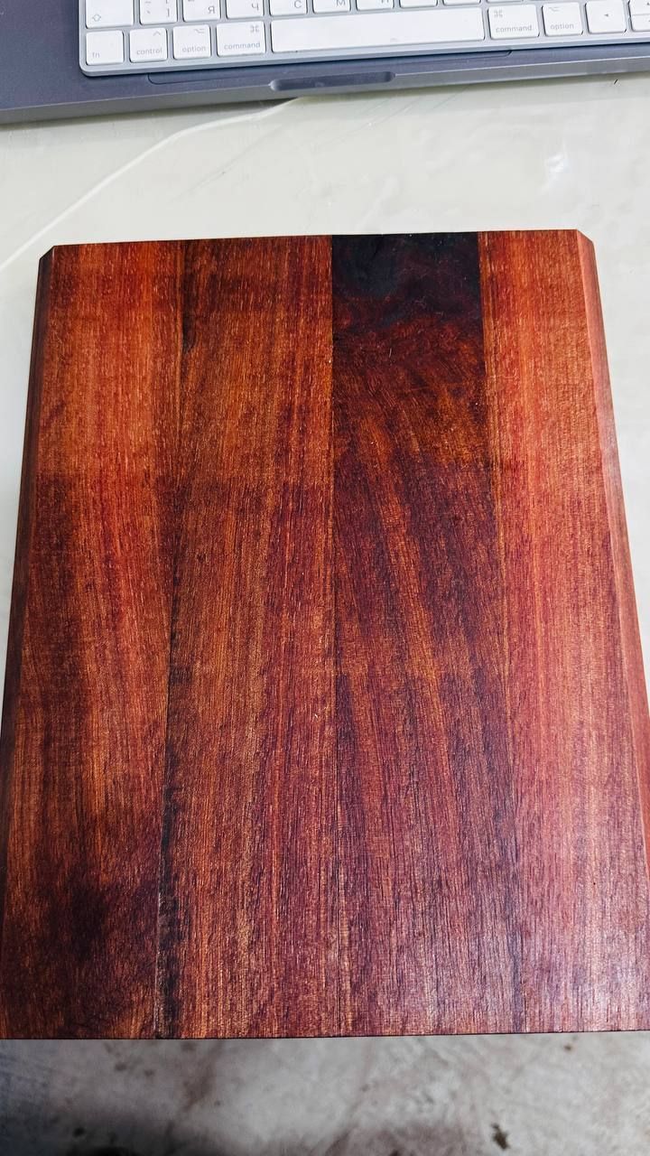 Резная икона из Груши Моаби «Богородица Скоропослушница»