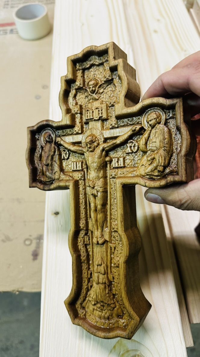Крест православный из Кипариса с бортом