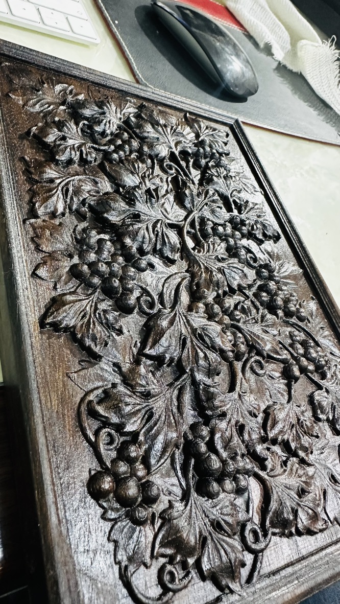 Панно "Виноградная лоза"