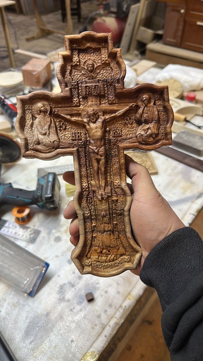 Крест православный из Индийского Лавра с бортом