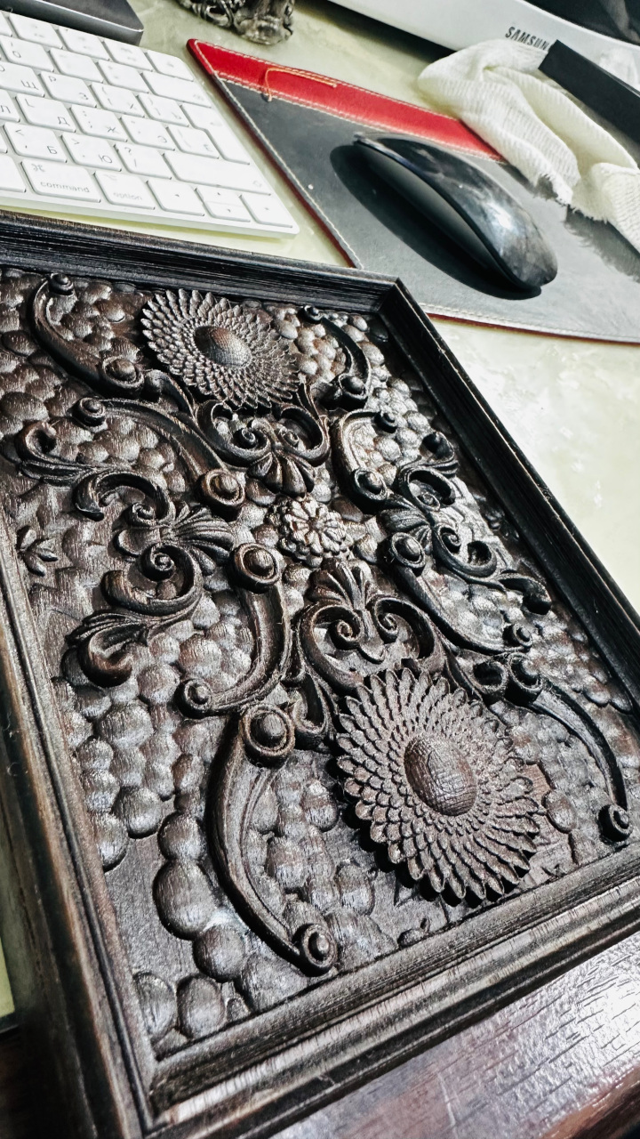 Панно "Скарабей"