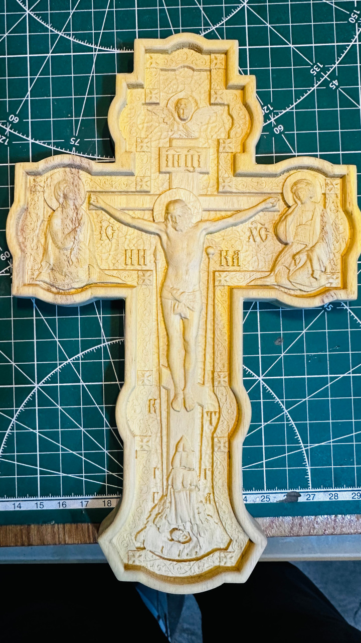 Крест православный из Маклюры с бортом