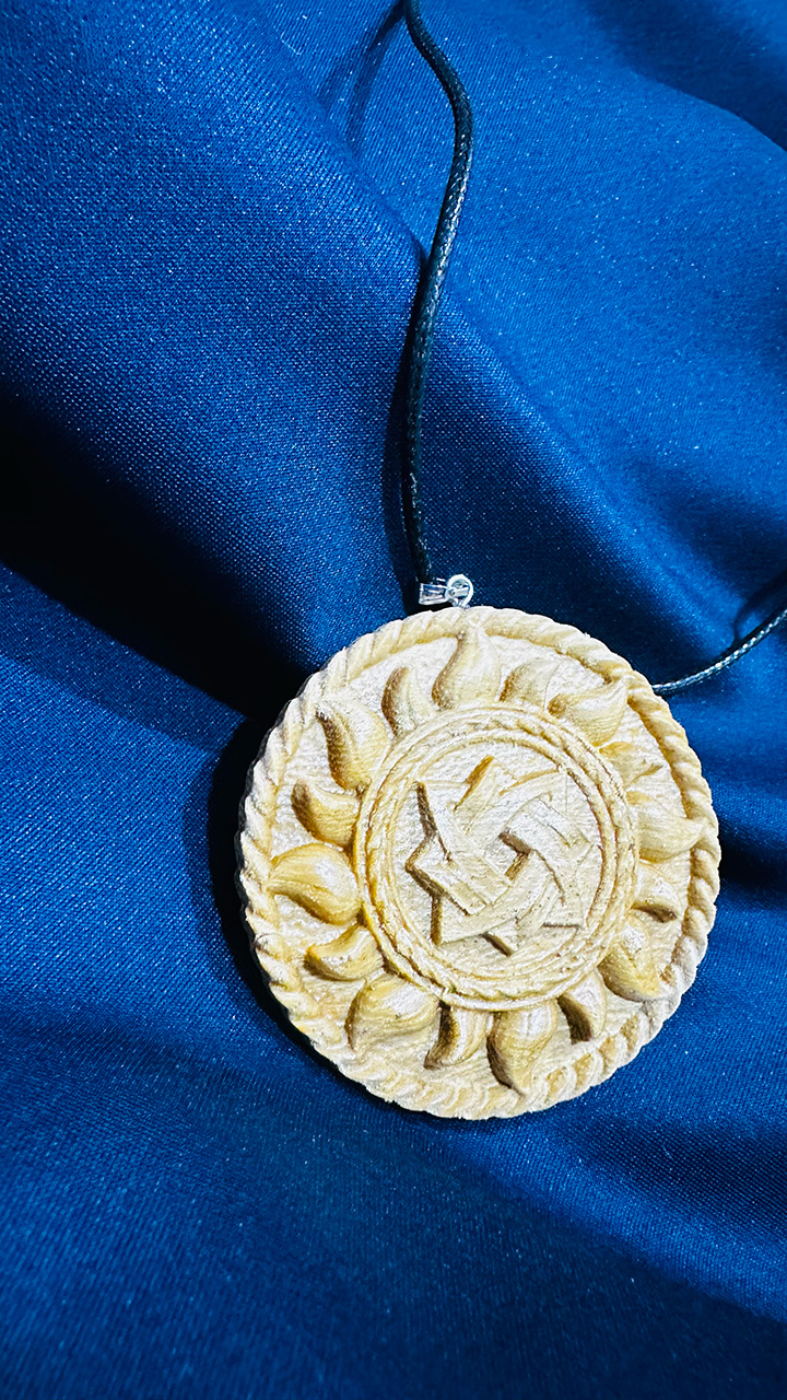 Славянский оберег путника в солярном символе